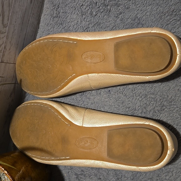 Born Concept Loafers ✨️ sz 9 Metallic Tan - Picture 8 of 9